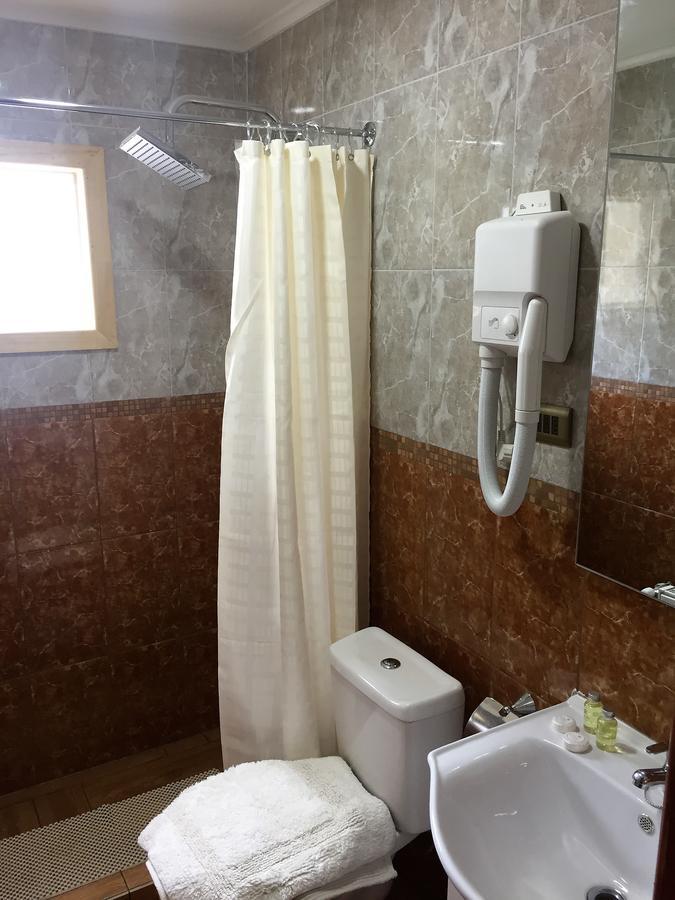 Hostal Andes Patagonicos Puerto Natales Ngoại thất bức ảnh