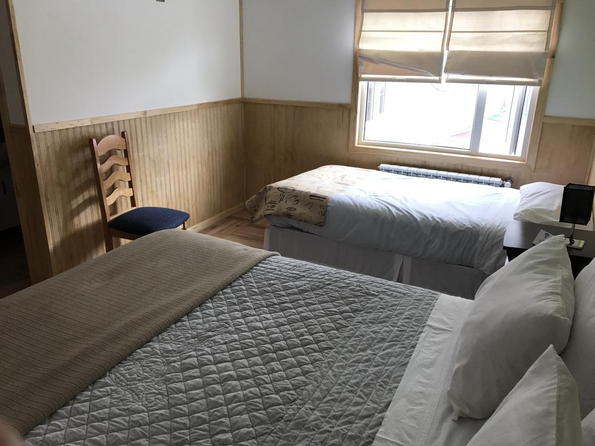 Hostal Andes Patagonicos Puerto Natales Ngoại thất bức ảnh