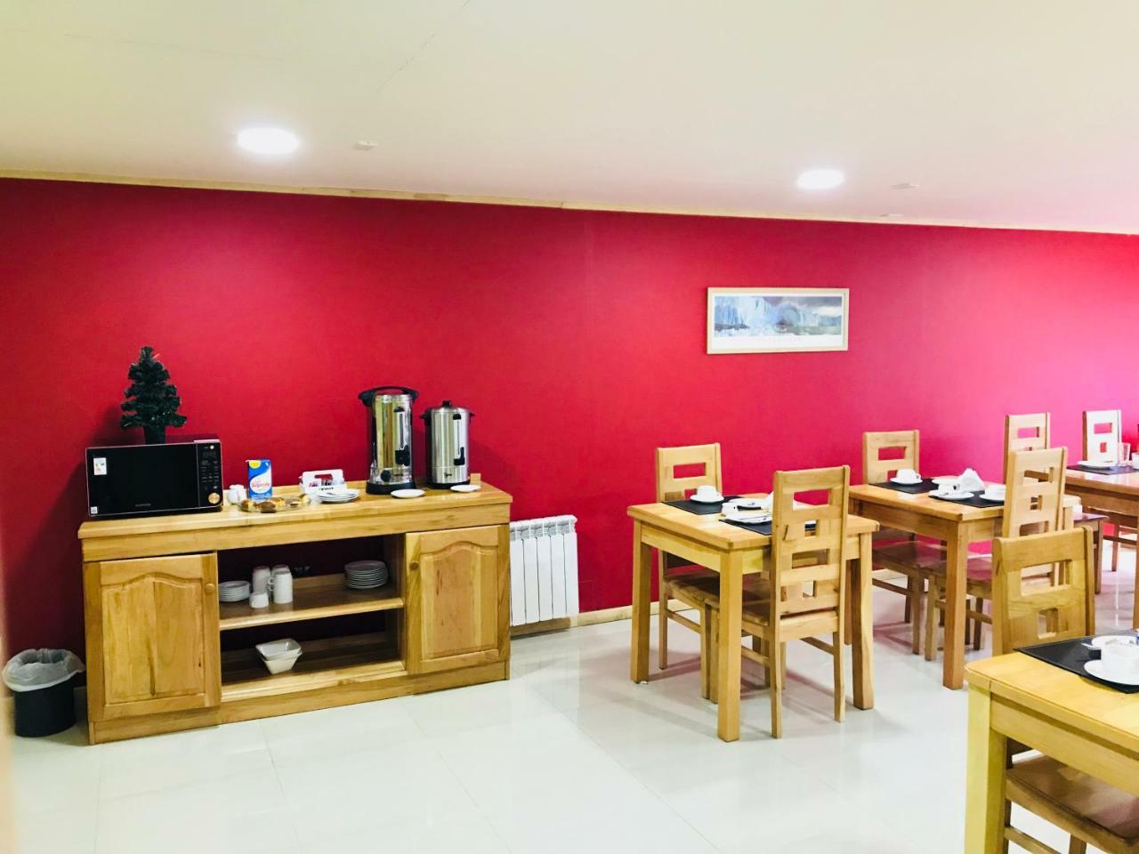 Hostal Andes Patagonicos Puerto Natales Ngoại thất bức ảnh
